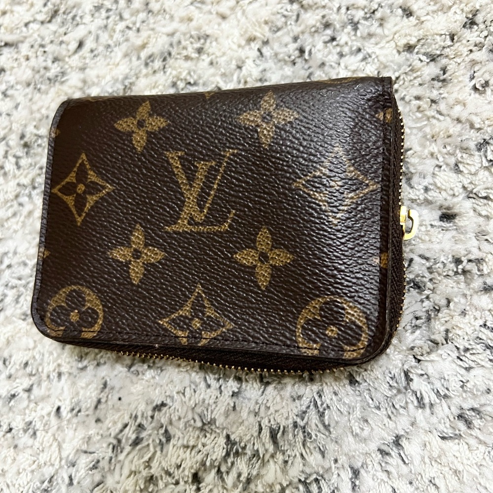 Louis Vuitton Brown Monogram Key & Card Holder